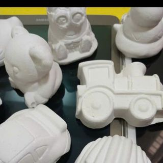 Tô tượng giá sỉ tượng thạch cao trắng