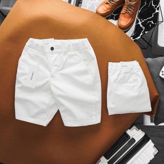 Short kaki nam lưng thun.   Chất kaki dày dặn , thun con giãn , mặt vải mịn