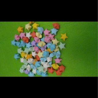 Ngôi sao giấy sale 300₫ có nhiều mẫu