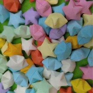 Ngôi sao giấy sale 300₫ có nhiều mẫu