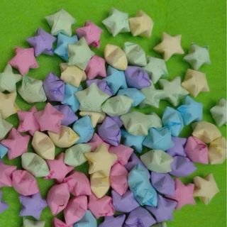 Ngôi sao giấy sale 300₫ có nhiều mẫu