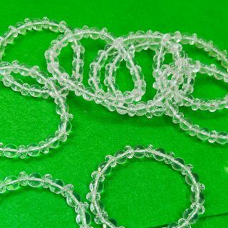 Chuỗi phong thủy màu trong suốt 8ly nha chỉ 12k