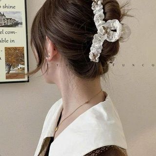 LỐ 12 GẤP TÓC NƠ REN NGỌC