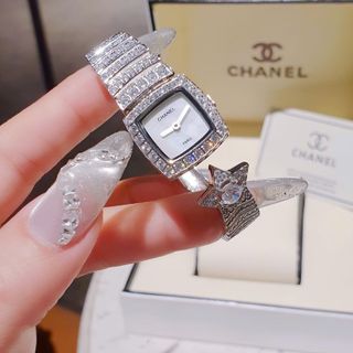ĐỒNG HỒ NỮ SIÊU CẤP CHANEU VÒNG KIỀNG ĐUÔI SAO ĐÍNH ĐÁ FULLBOX MỚI