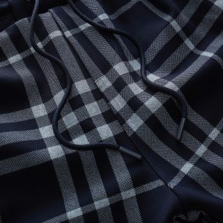 Quần đùi nam. Chất vải Bc cotton mịn dày cực đẹp. Bộ màu basic.