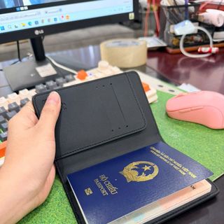 Passport Da Bò Taiga – Sang Trọng & Bền Bỉ