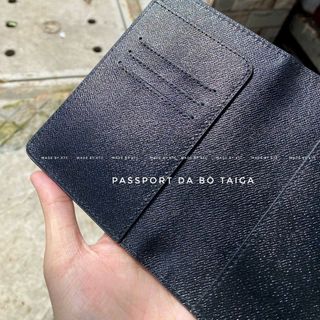 Passport Da Bò Taiga – Sang Trọng & Bền Bỉ