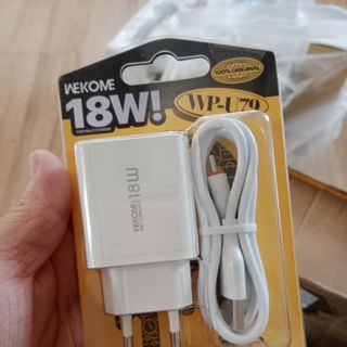 bộ sạc 18w. bán buôn bán sỉ 981665853. không bán lẻ