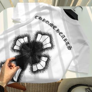 Mẫu áo thun nam, logo thêu đắp da xịn sò nét, hàng xịn thêu tĩ mĩ từng đường thêu, chất cotton co giãn tốt dày dặn,mền mịn mát.