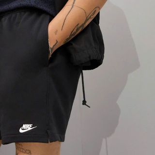 Quần short nỉ nam. Chất liệu nỉ cua chính phẩm dày mịn, đồng chất. Logo thêu Basic.