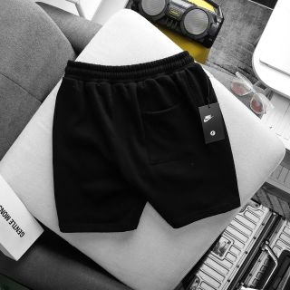 Quần short nỉ nam. Chất liệu nỉ cua chính phẩm dày mịn, đồng chất. Logo thêu Basic.