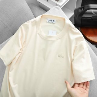 Áo thun nam. Chất vải cotton 4 chiều mịn mướt.  Logo sắc nét xịn xò.