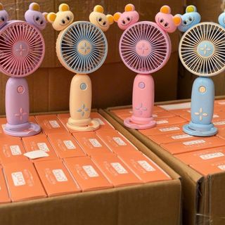 Quạt mini cầm tay mẫu mới 2026