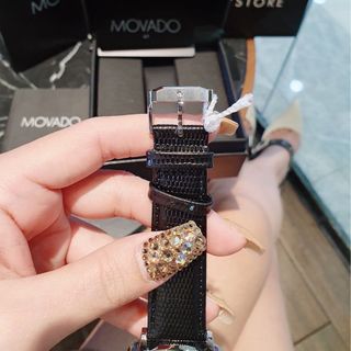 ĐỒNG HỒ COUPLE SIÊU CẤP MOVODA DÂY DA KÍNH SAPHIRE TADCODE