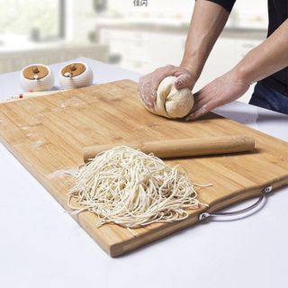 Thớt Tre Kháng Khuẩn An Toàn, Chống Nấm Mốc, Loại Có Móc Treo Inox Cao Cấp