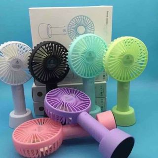Quạt tích điện cầm tay có đế NK96