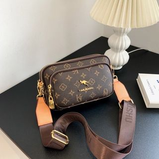 Túi xách nữ, túi đeo chéo họa tiết hoa dây đeo bản to K615