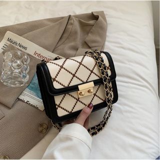 Túi xách nữ kẹp nách đeo chéo thêu trám khóa miu 2 đáy K20