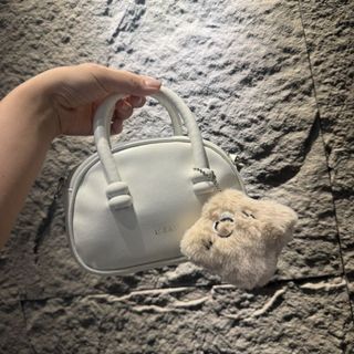 [TẶNG MÓC KHÓA] Túi xách nữ kẹp nách đeo chéo dáng bầu hai quai xách tặng kèm sao bông K781