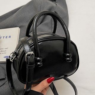 [TẶNG MÓC KHÓA] Túi xách nữ kẹp nách đeo chéo dáng bầu hai quai xách tặng kèm sao bông K781