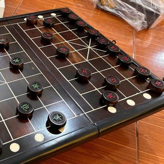 Bàn cờ tướng gỗ trắc đỏ đen