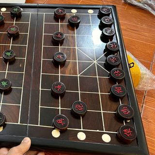 Bàn cờ tướng gỗ trắc đỏ đen