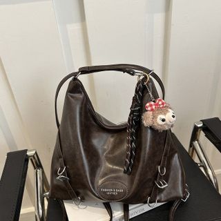 Túi xách nữ kẹp nách đeo chéo ca tính da bóng mờ kết hợp thành balo kèm móc khóa gấu K683