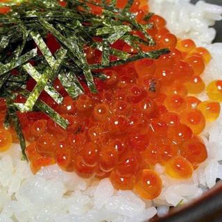 TRỨNG CÁ HỒI ĐỎ NGA - Hủ 220g