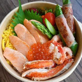 TRỨNG CÁ HỒI ĐỎ NGA - Hủ 220g