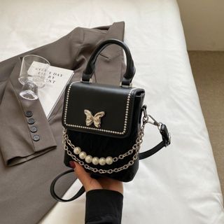 Túi xách nữ kẹp nách đeo chéo đựng điện thoại da nhung dây ngọc gắn mác bươm bạc K644