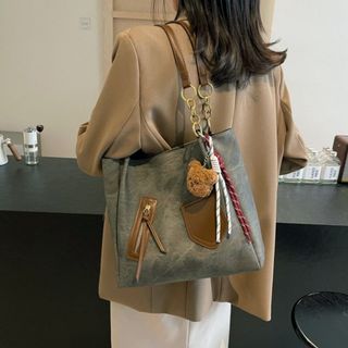 Túi xách nữ, túi đeo chéo công sở vải bò tặng kèm móc treo gấu K647