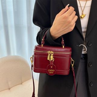 Túi xách nữ kẹp nách đeo chéo dáng hộp da nhăn bóng đựng vừa đt K666