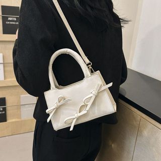 Túi xách nữ kẹp nách đeo chéo hai quai da nhung đính kèm nơ nhỏ K653