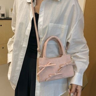 Túi xách nữ kẹp nách đeo chéo hai quai da nhung đính kèm nơ nhỏ K653