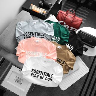 Mẫu áo thun nam logo cao thành nổi bao bong tróc cực đẹp, hàng tĩ mĩ, chi tiết sắc nét.