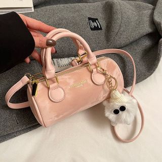 Túi xách nữ, đeo chéo đeo vai dáng trống in vân bóng sang trọng Tặng Charm gấu K720