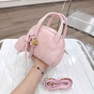 Túi Xách nữ Thời Trang Cầm Tay Đeo Chéo Kèm Charm xinh xắn CHI0 K804