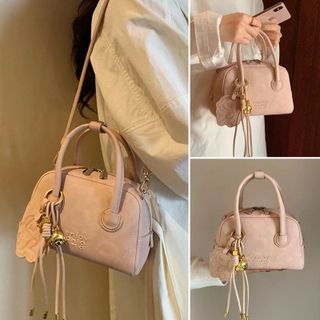 Túi Xách nữ Thời Trang Cầm Tay Đeo Chéo Kèm Charm xinh xắn CHI0 K804