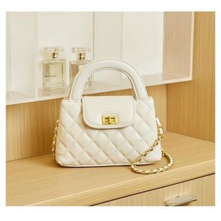 Túi xách nữ kẹp nách đeo chéo, đeo vai trần trám khoá vặn da nhăn bóng K386