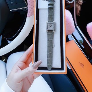 ĐỒNG HỒ NỮ CAO CẤP HERMET FULL ĐÁ