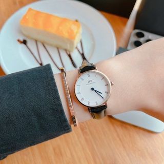 ĐỒNG HỒ NỮ CAO CẤP D WELLINGTON DÂY DA MẶT LA MÃ NIỀNG HỒNG FULLBOX