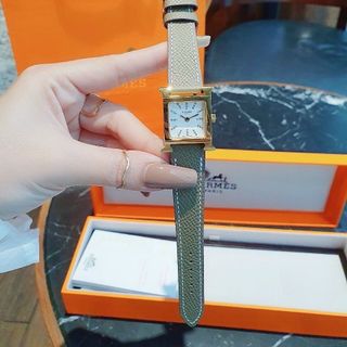 ĐỒNG HỒ NỮ CAO CẤP HERMET DÂY DA NIỀNG TRƠN VÀNG