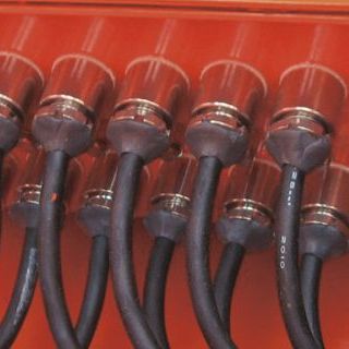 Đất sét công nghiệp dùng trám lỗ bề mặt NEOSEAL PUTTY B1