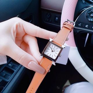 ĐỒNG HỒ NỮ CAO CẤP HERMET DÂY DA NIỀNG TRƠN BẠC