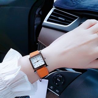 ĐỒNG HỒ NỮ CAO CẤP HERMET DÂY DA NIỀNG TRƠN BẠC