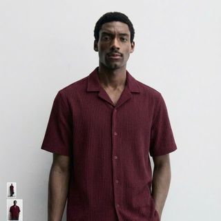 Áo sơ mi nam. Chất cotton vải dệt vân dọc nổi tinh tế.