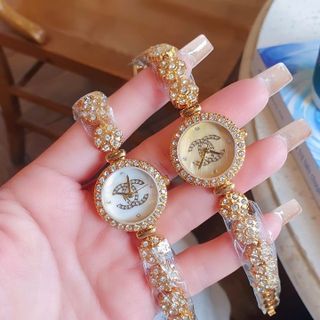 SĂN SALE LỚN ĐỒNG HỒ NỮ THỜI TRANG CHANEU DÂY HOA MẶT LOGO VIỀN HỘT