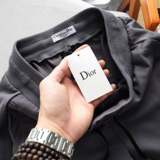 Quần Short. Chất vải Bc cotton mịn dày cực đẹp.  Thiết kế logo basic.