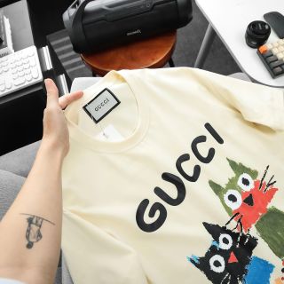 Áo thun nam. Chất vải Cotton 100%, mềm mịn co giãn, chống nhăn, Thấm hút mồ hôi tốt.