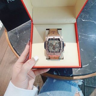 SALE BỎ MẪU ĐỒNG HỒ NAM TRUNG CẤP HUPOT DÂY DA MẶT CN